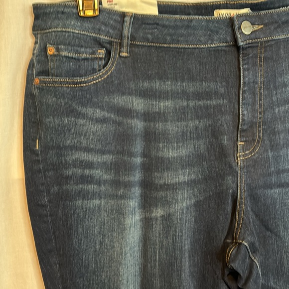 NWT Warp &‎ Weft Blue Dark Wash Portland Boot Cut Jean in Size 22W - Picture 3 of 13